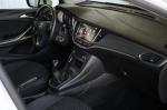 opel-astra-sport-tourer-2018-diesel-1598cc