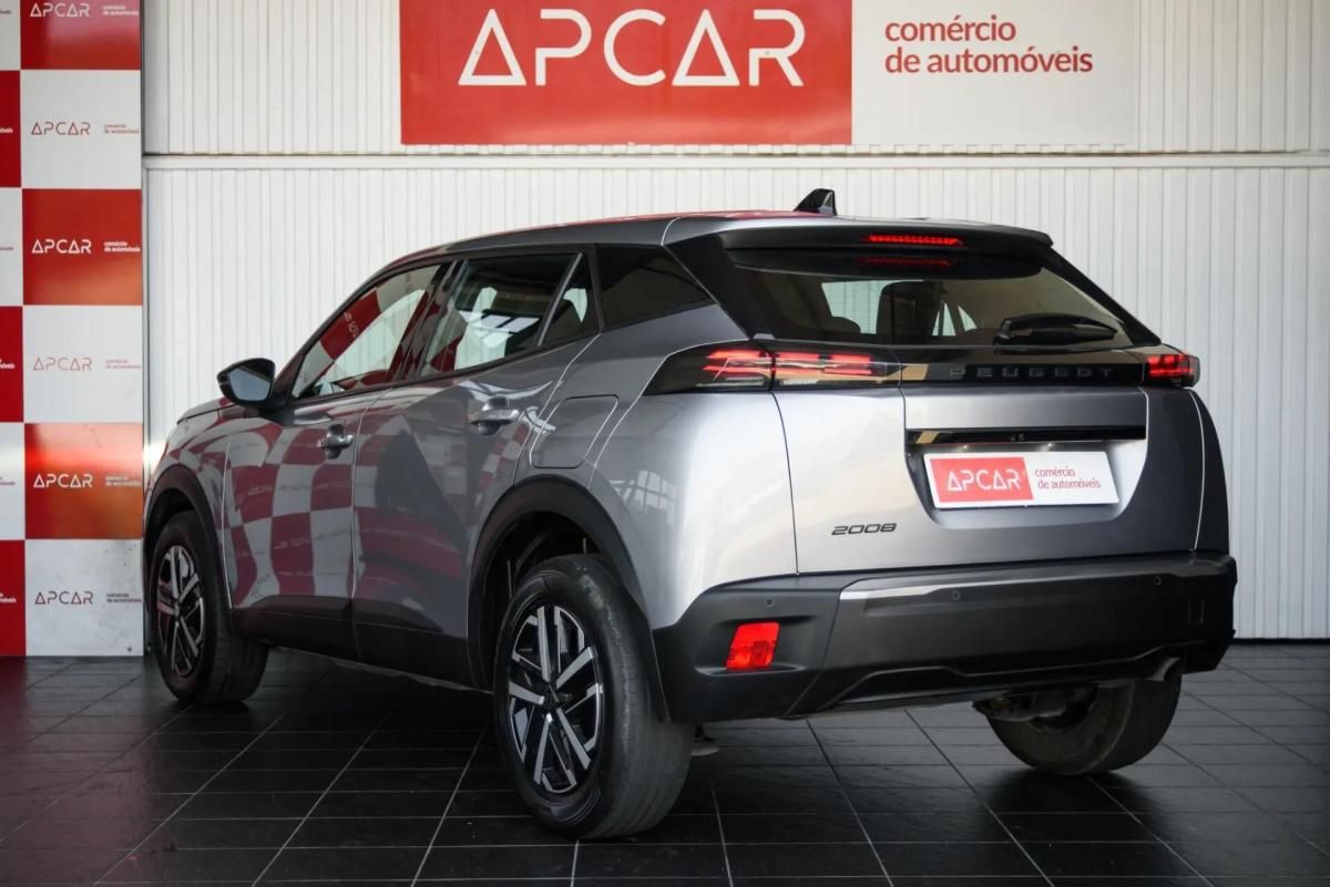 peugeot-2008-2024-gasolina-1199cc