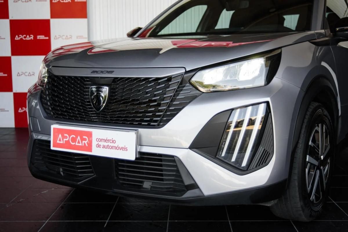 peugeot-2008-2024-gasolina-1199cc