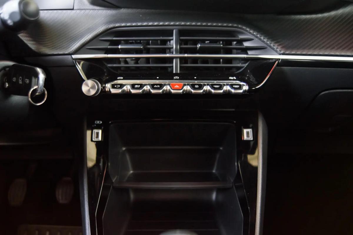 peugeot-2008-2024-gasolina-1199cc