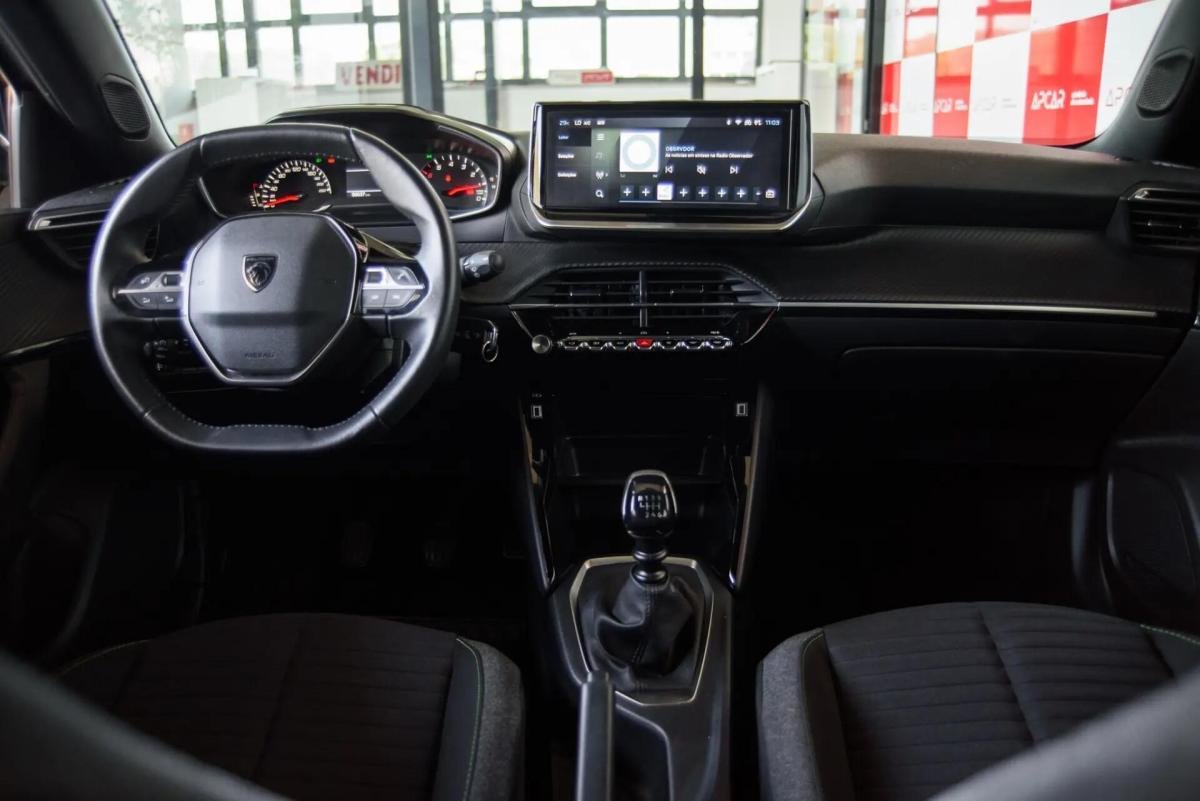 peugeot-2008-2024-gasolina-1199cc