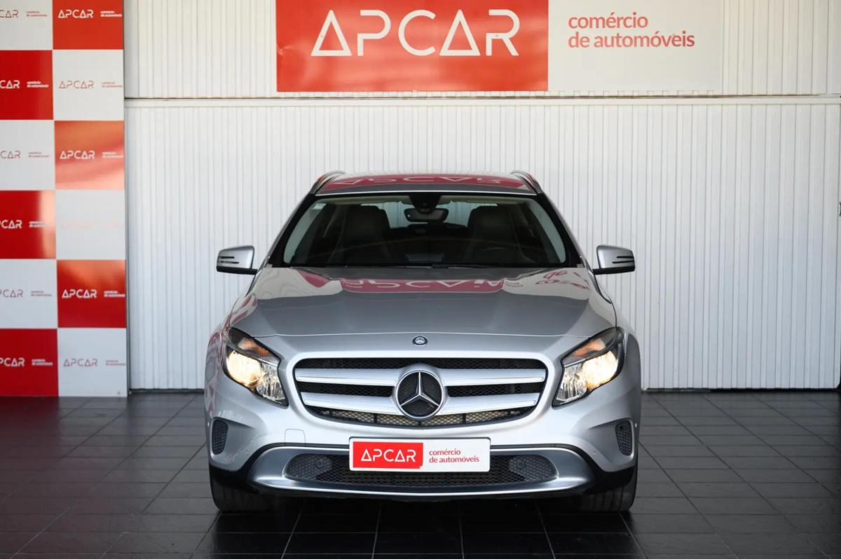 mercedes-benz-gla-200-cdi-2014-diesel-2143cc