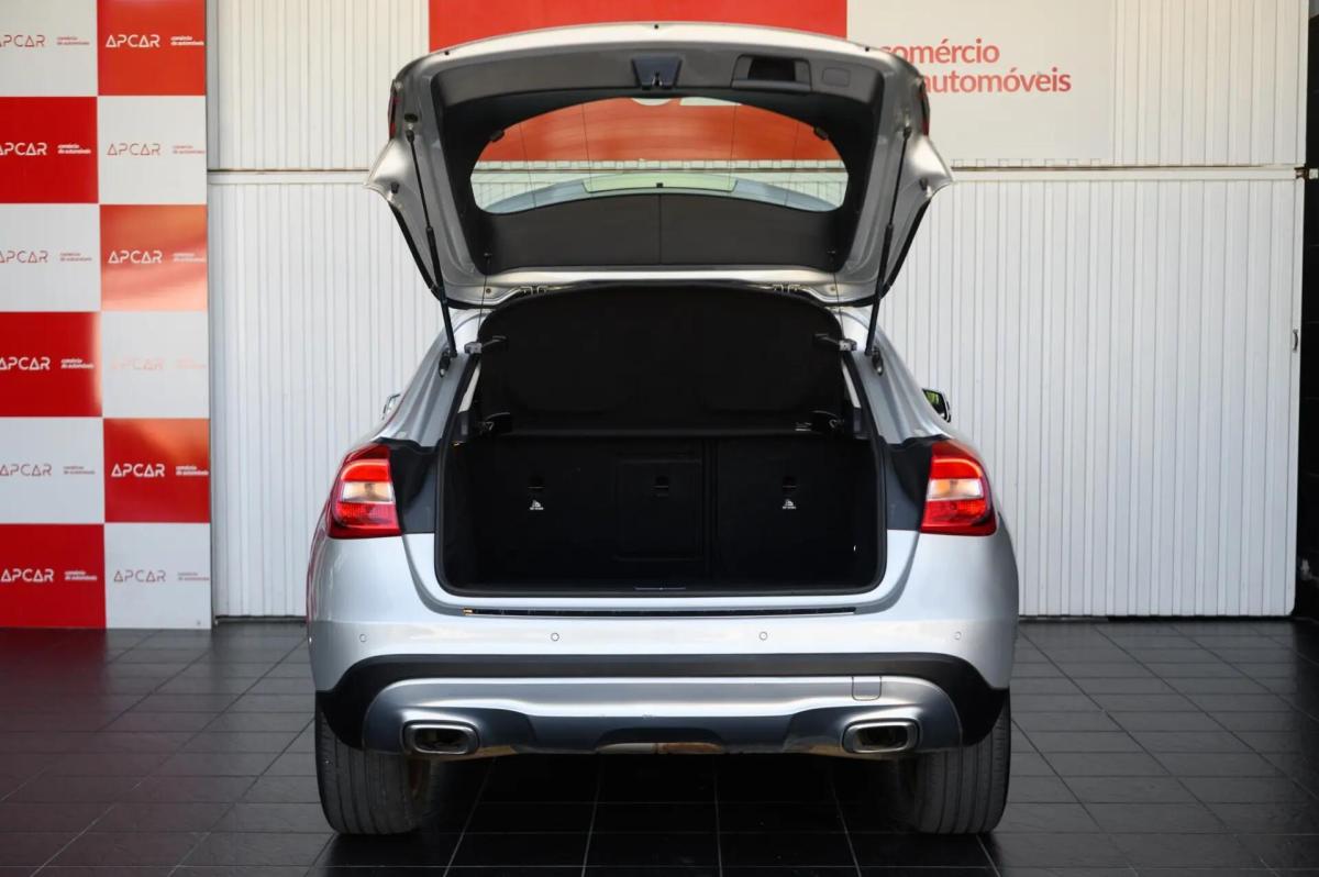 mercedes-benz-gla-200-cdi-2014-diesel-2143cc