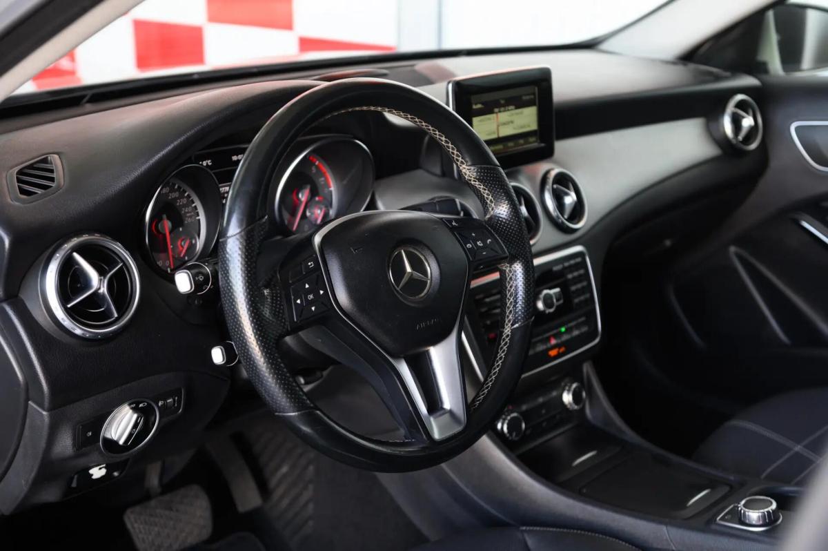 mercedes-benz-gla-200-cdi-2014-diesel-2143cc