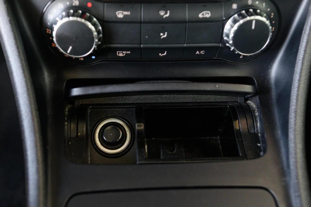 mercedes-benz-gla-200-cdi-2014-diesel-2143cc