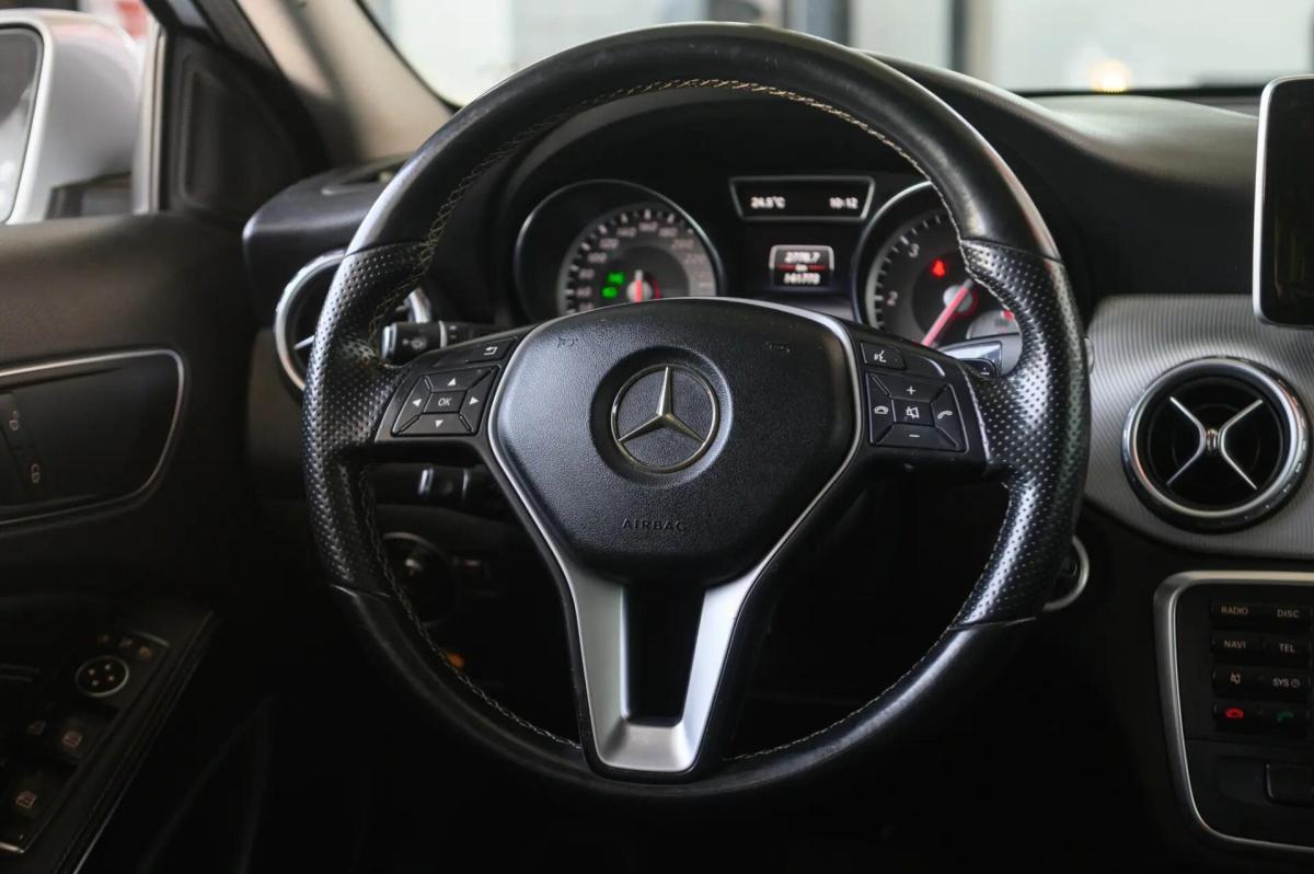 mercedes-benz-gla-200-cdi-2014-diesel-2143cc