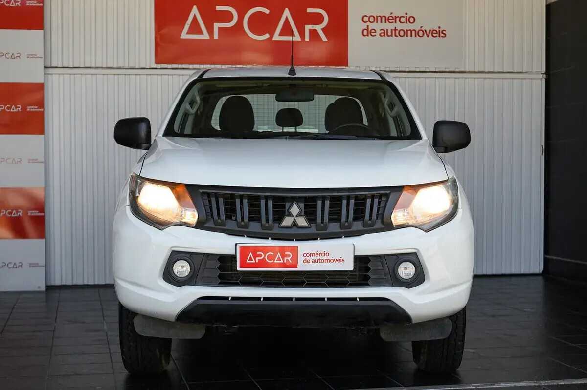 mitsubishi-l200-2018-diesel-2442cc