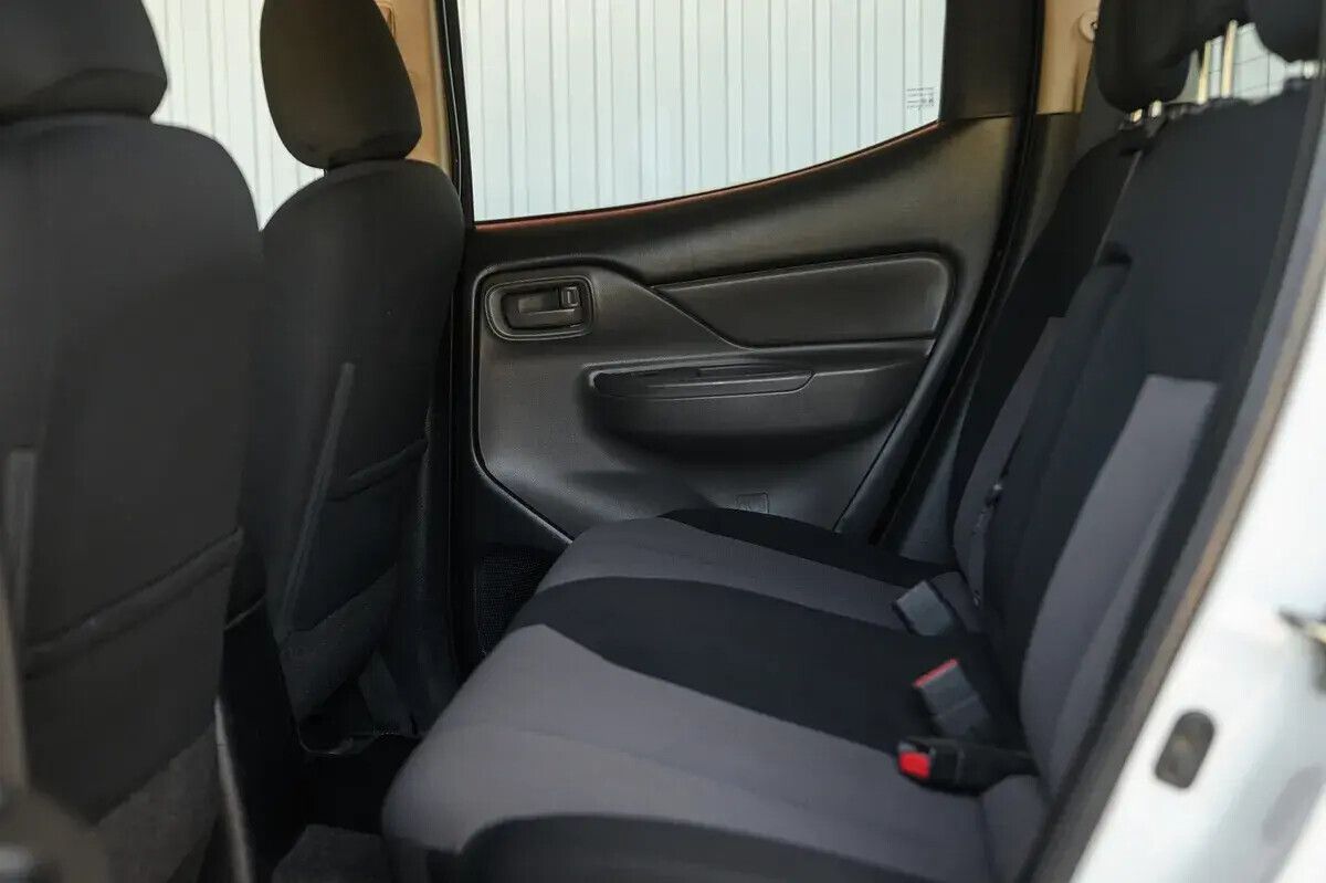 mitsubishi-l200-2018-diesel-2442cc