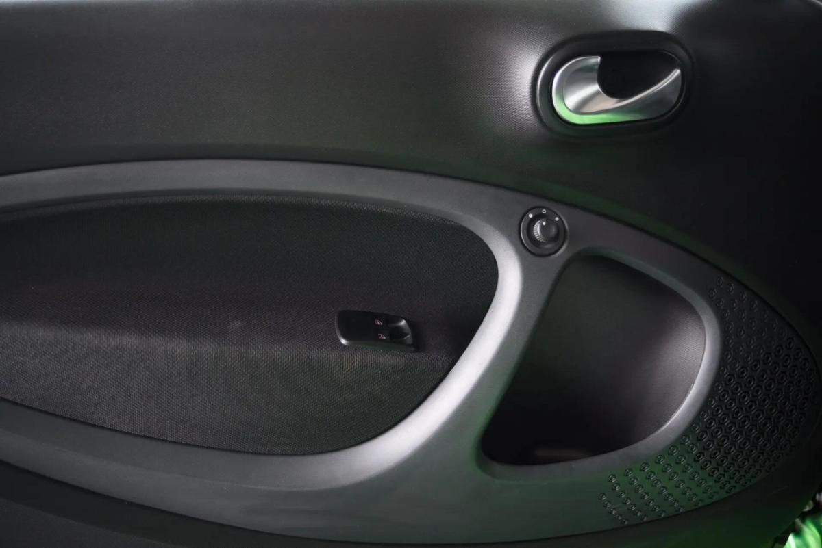 smart-fortwo-2018-eletrico-0cc