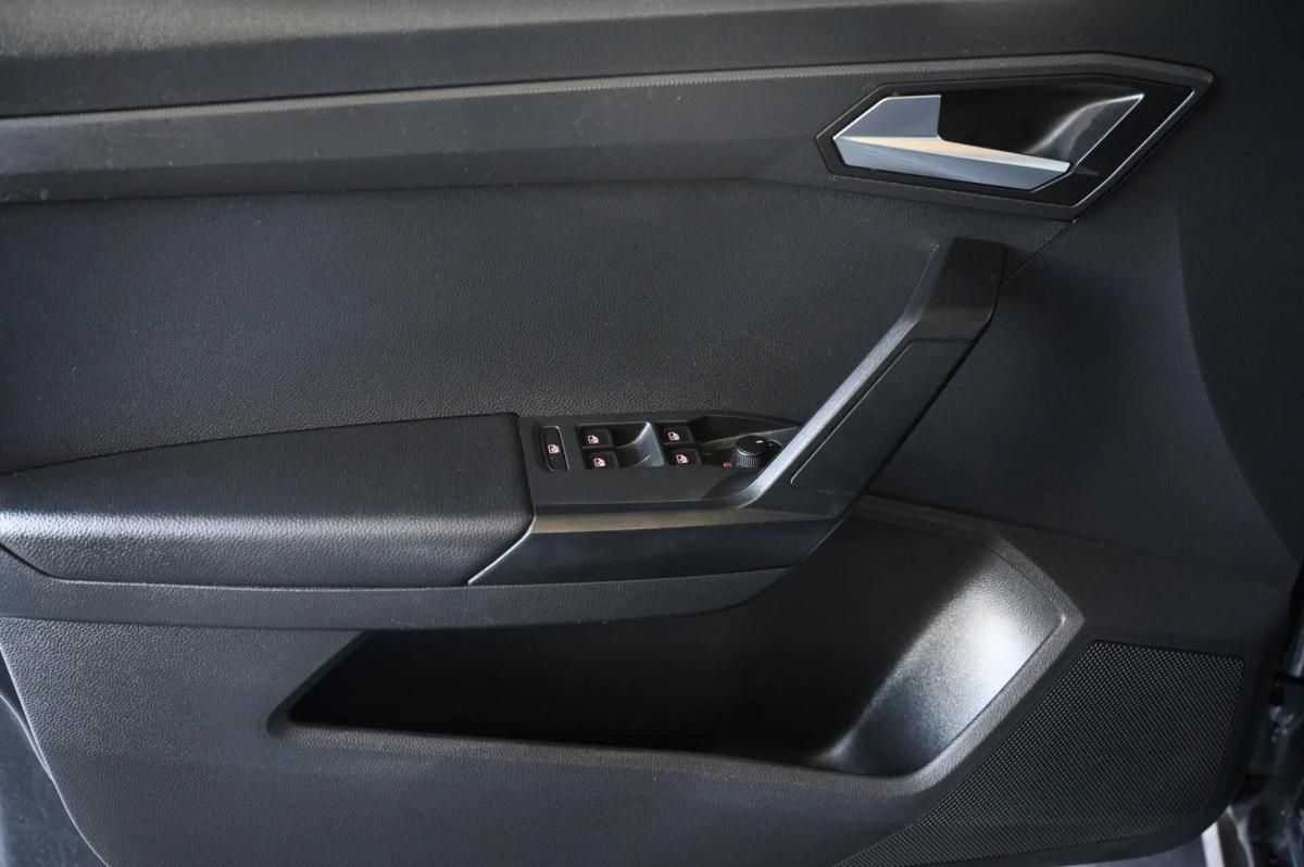 seat-arona-2024-gasolina-999cc