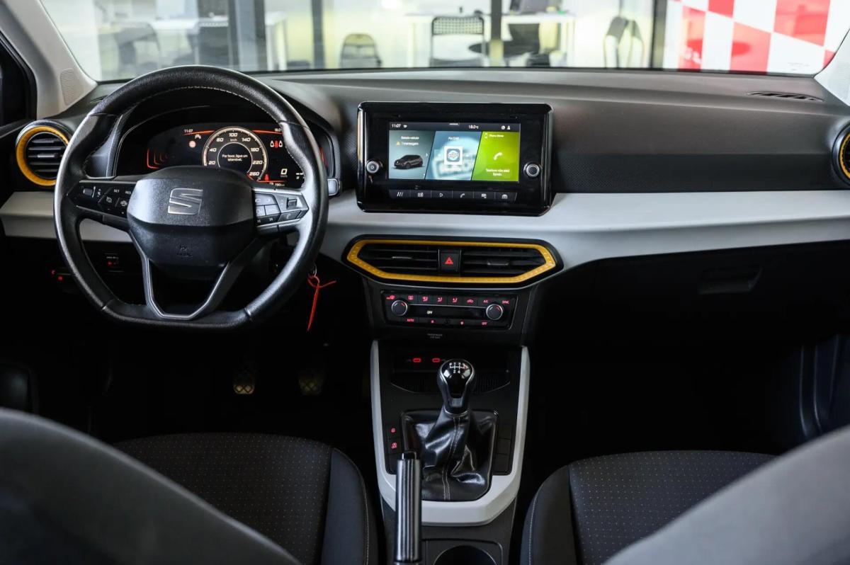 seat-arona-2024-gasolina-999cc
