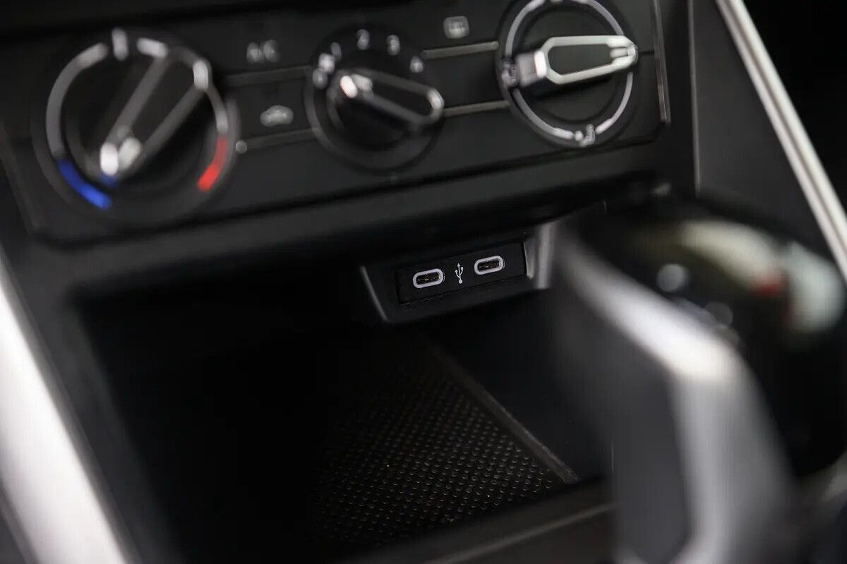 volkswagen-taigo-2023-gasolina-999cc