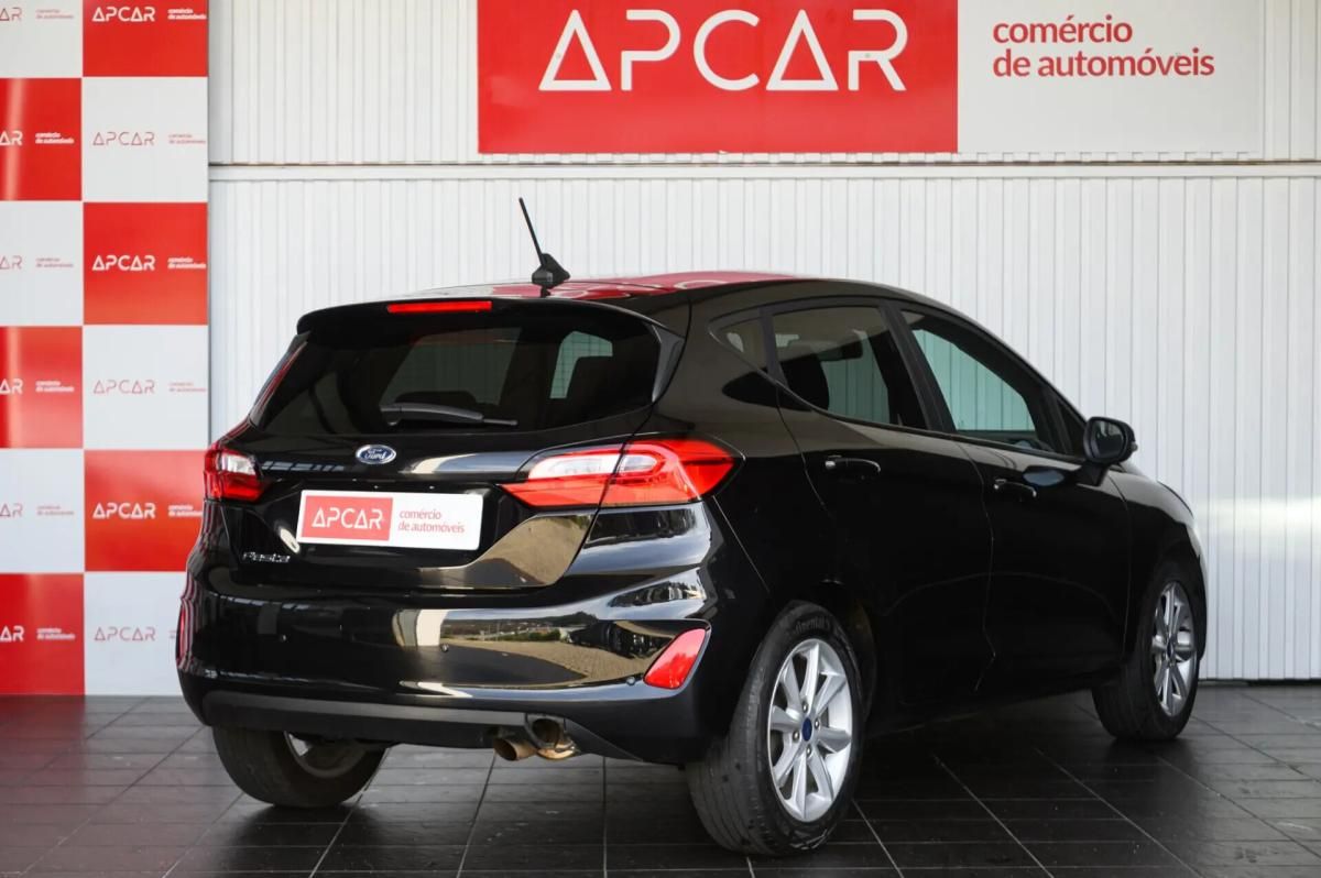 ford-fiesta-2023-gasolina-998cc
