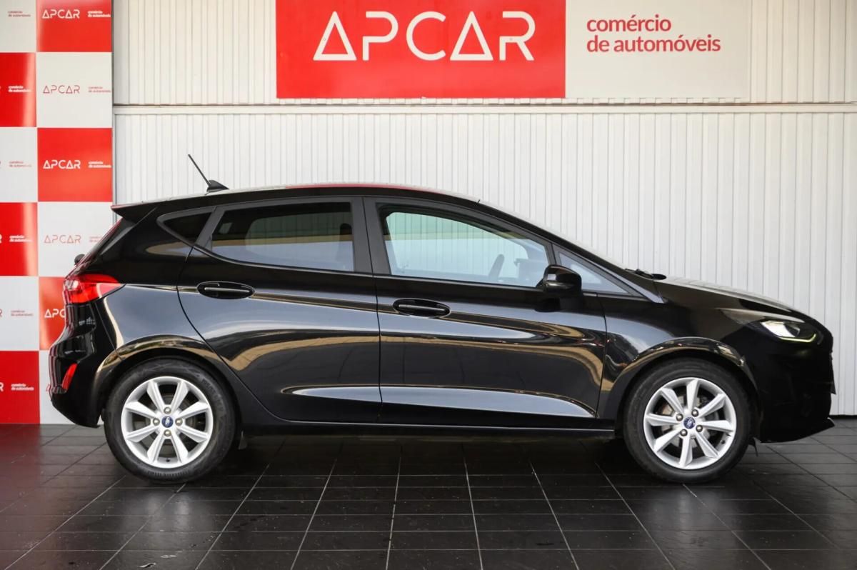 ford-fiesta-2023-gasolina-998cc