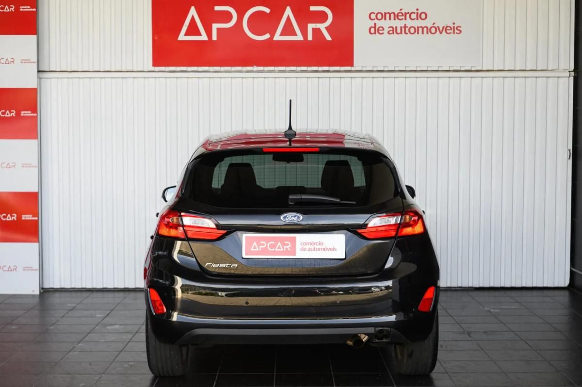 ford-fiesta-2023-gasolina-998cc