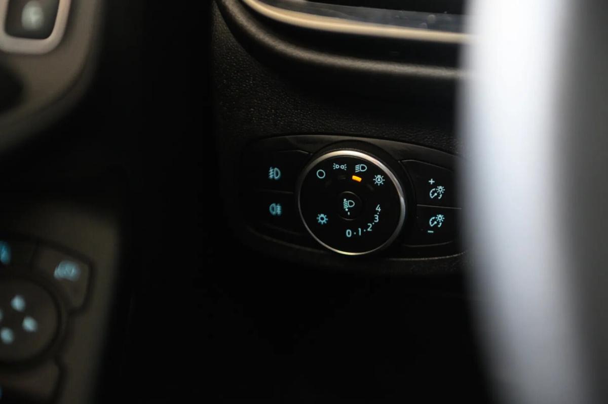 ford-fiesta-2023-gasolina-998cc
