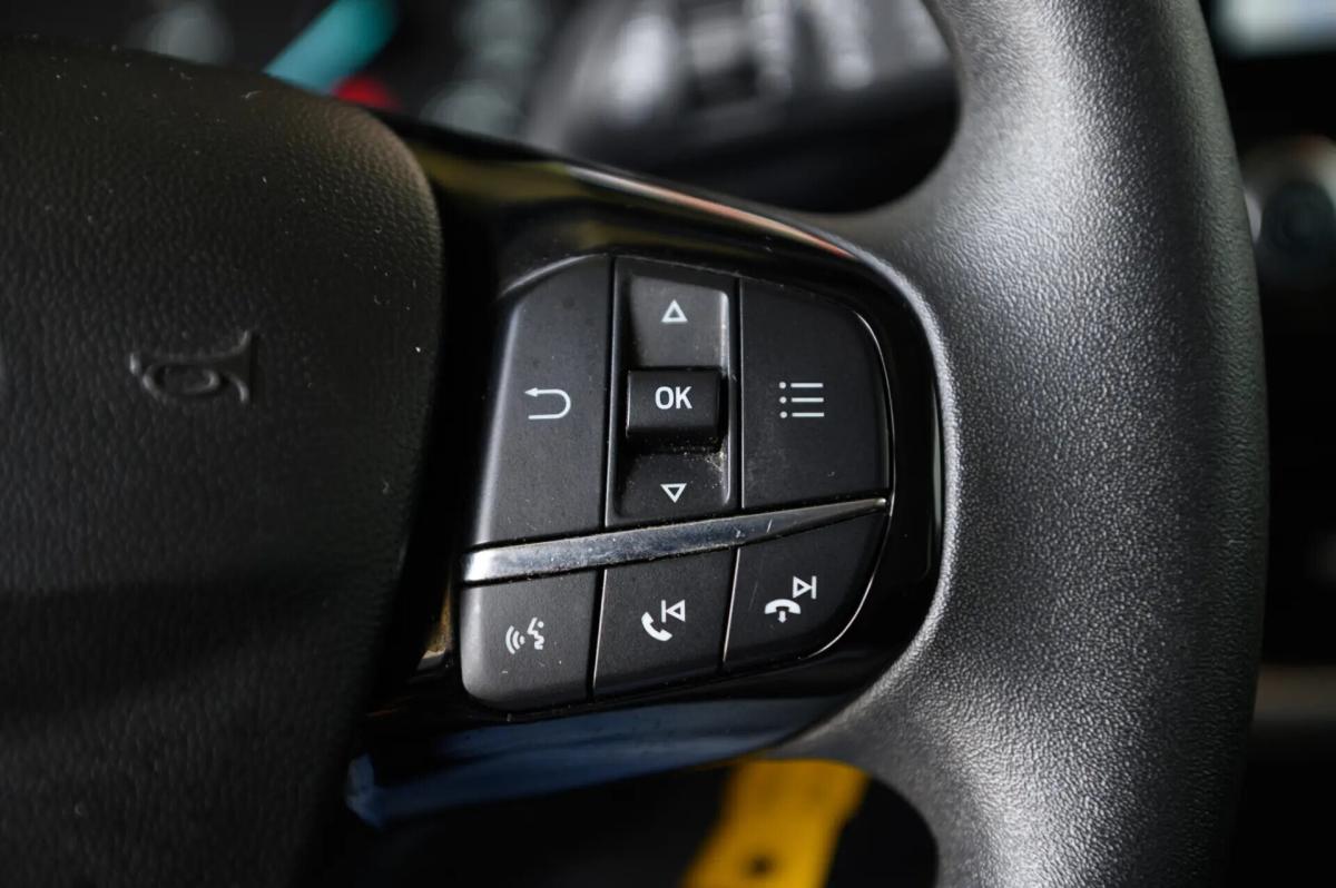 ford-fiesta-2023-gasolina-998cc