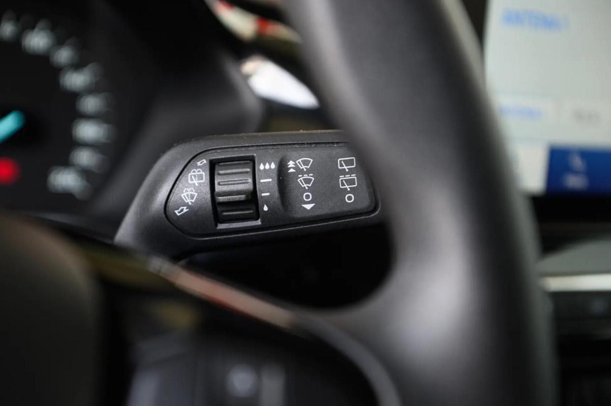 ford-fiesta-2023-gasolina-998cc