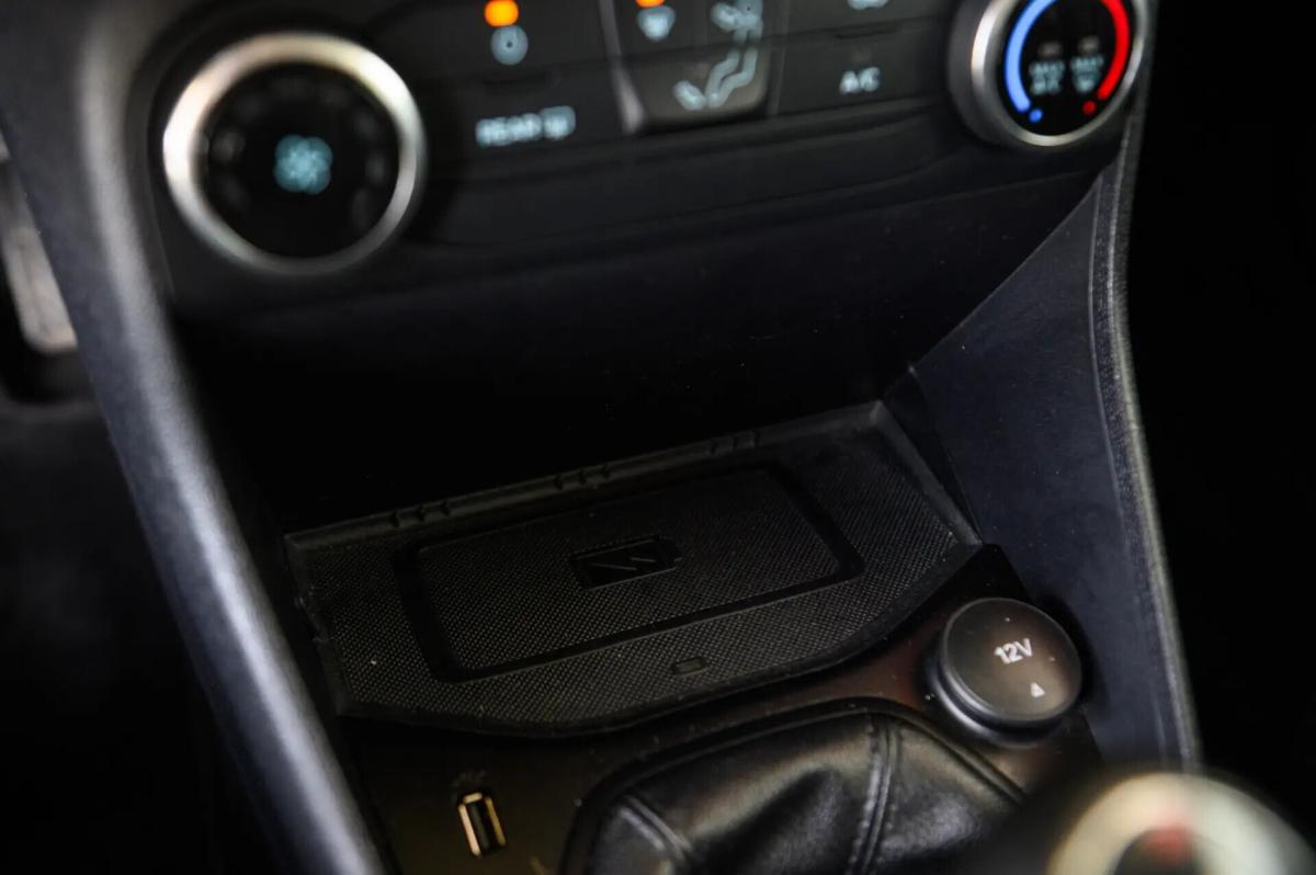 ford-fiesta-2023-gasolina-998cc