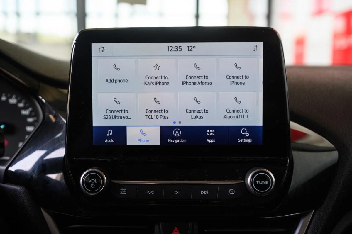 ford-fiesta-2023-gasolina-998cc