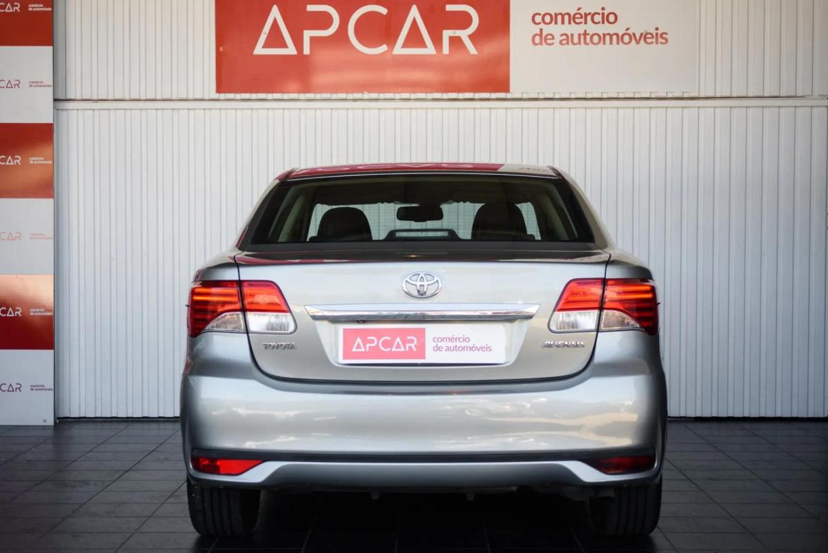toyota-avensis-2012-diesel-1998cc