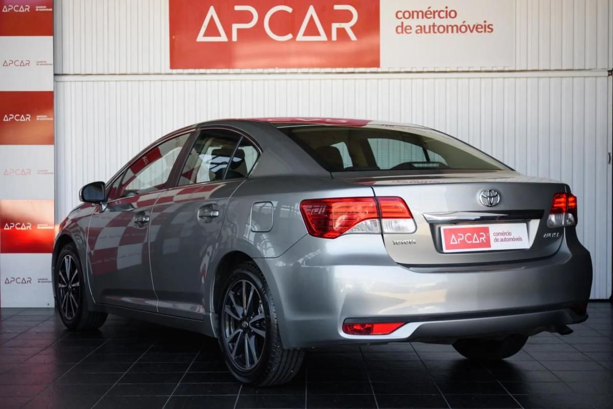 toyota-avensis-2012-diesel-1998cc