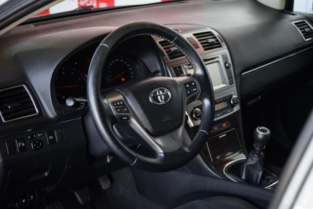 toyota-avensis-2012-diesel-1998cc