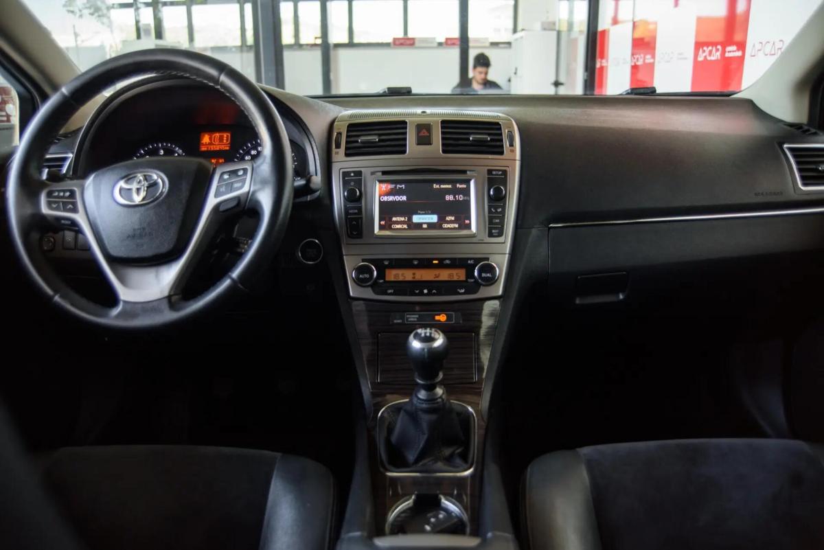 toyota-avensis-2012-diesel-1998cc