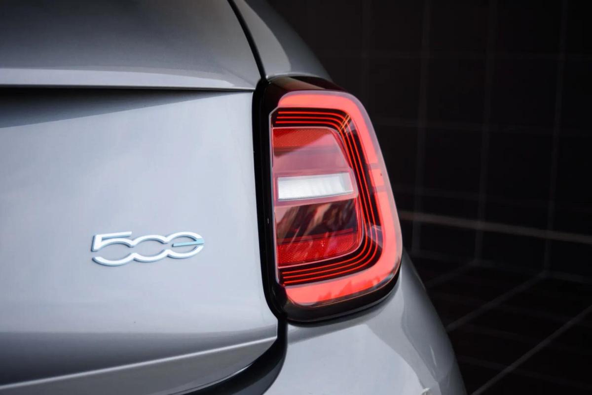 fiat-500e-2022-eletrico-0cc