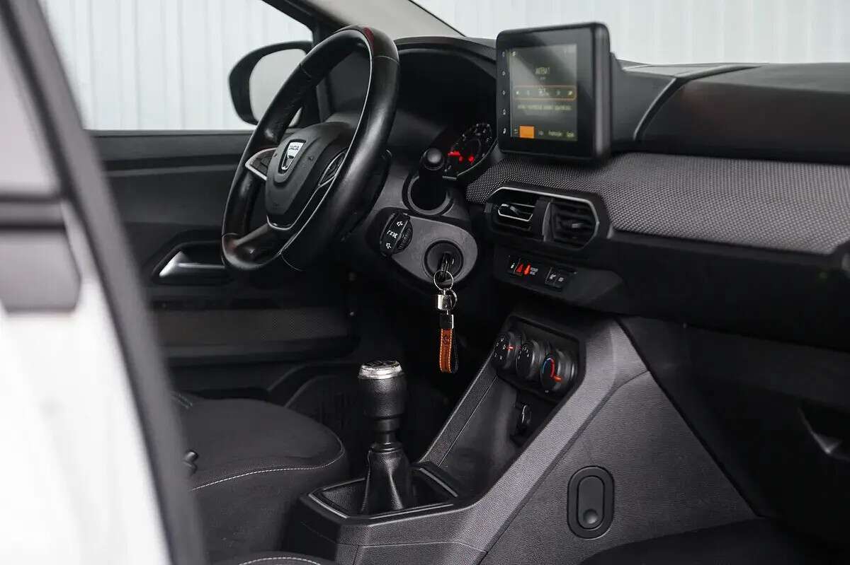dacia-jogger-2023-gpl-999cc