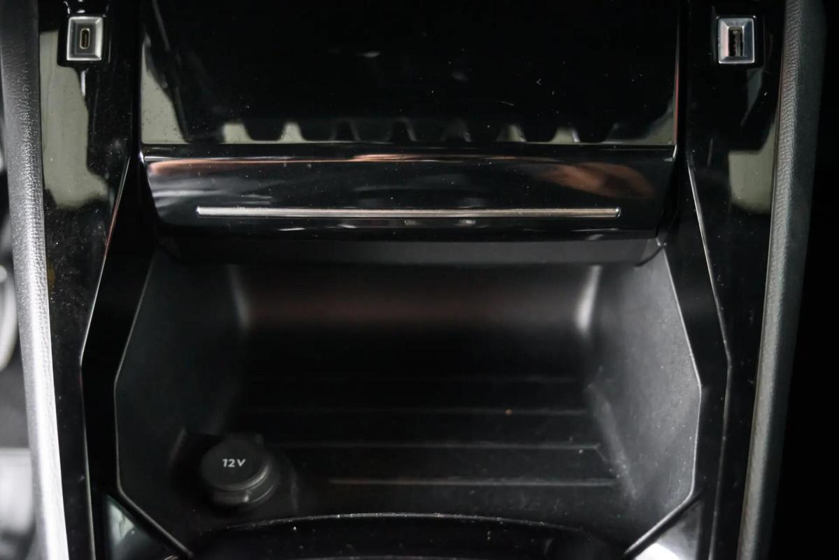 peugeot-2008-2023-gasolina-1199cc
