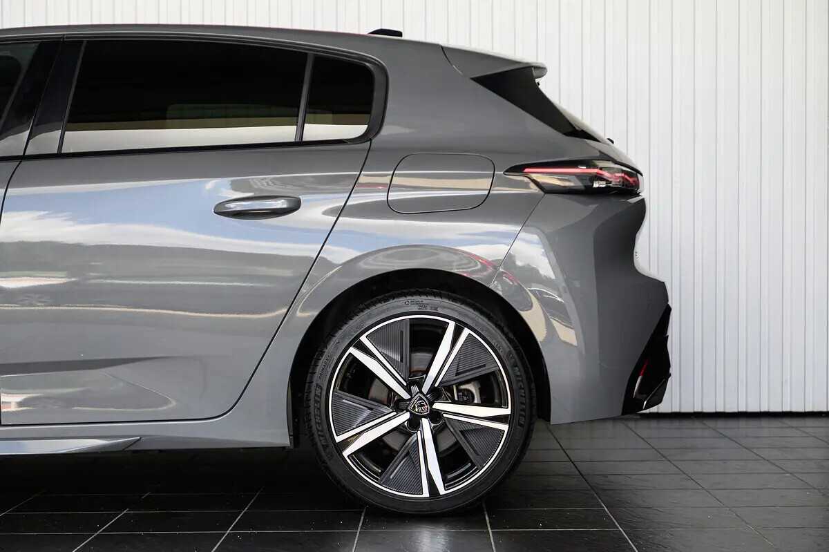 peugeot-308-2024-hibrido-a-gasolina-1598cc