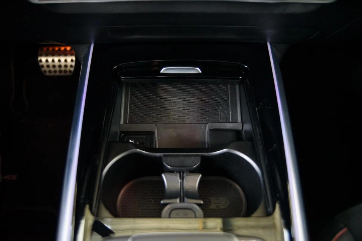 mercedes-benz-eqa-300-4matic-2022-eletrico-0cc
