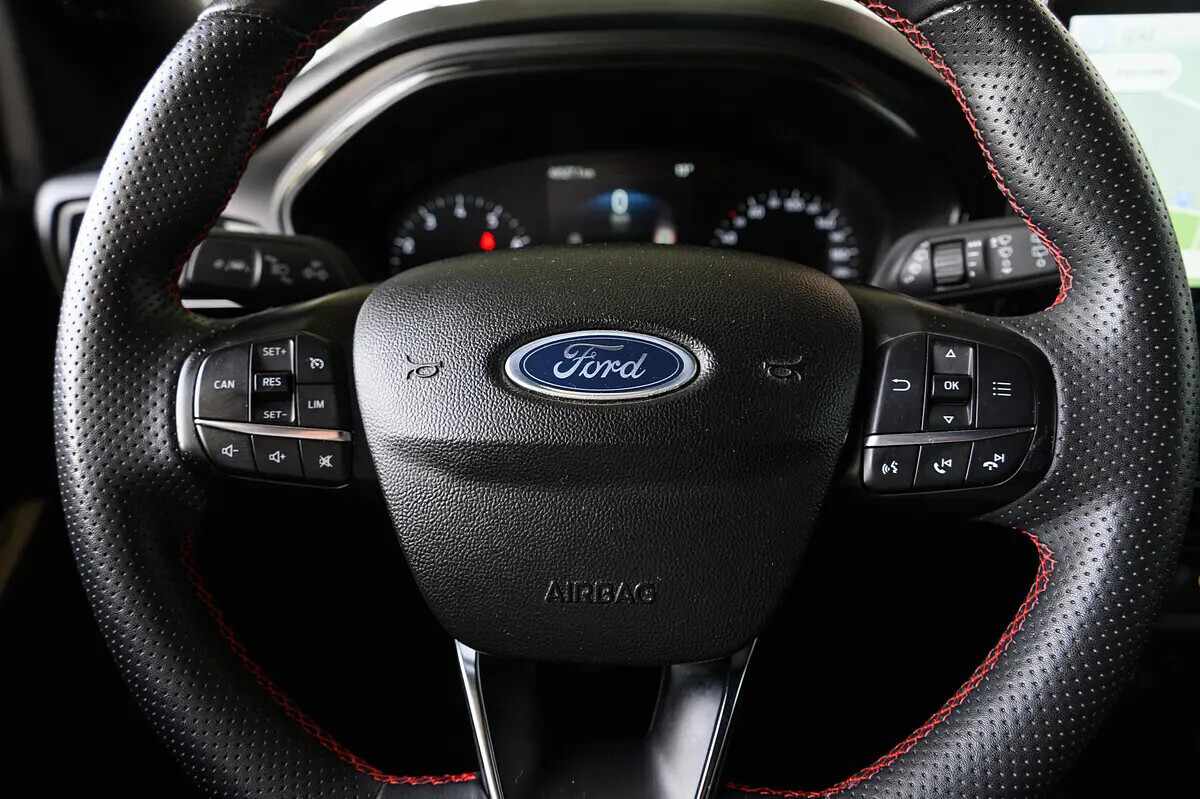 ford-focus-2023-gasolina-998cc