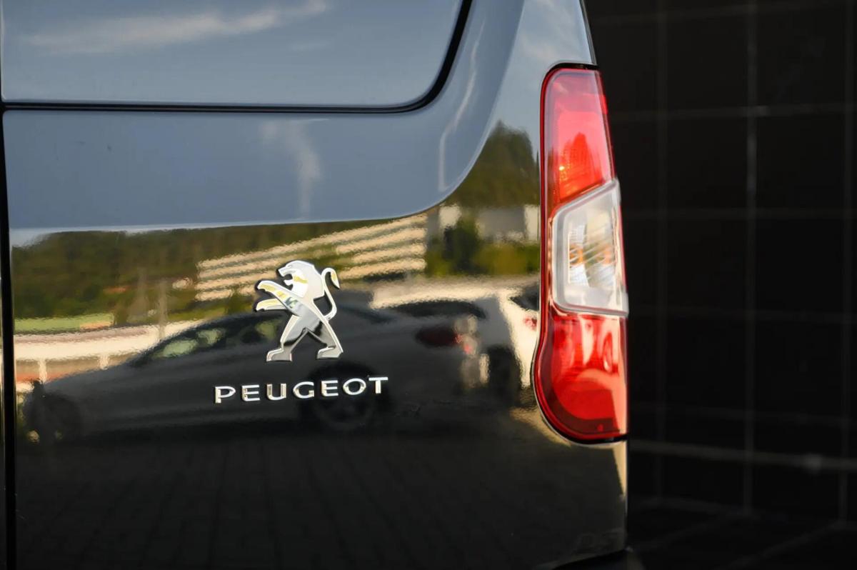 peugeot-partner-2021-diesel-1499cc