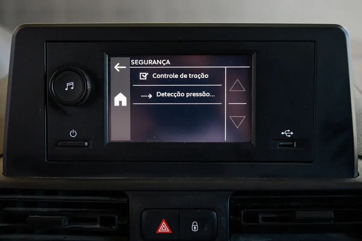 peugeot-partner-2023-diesel-1499cc