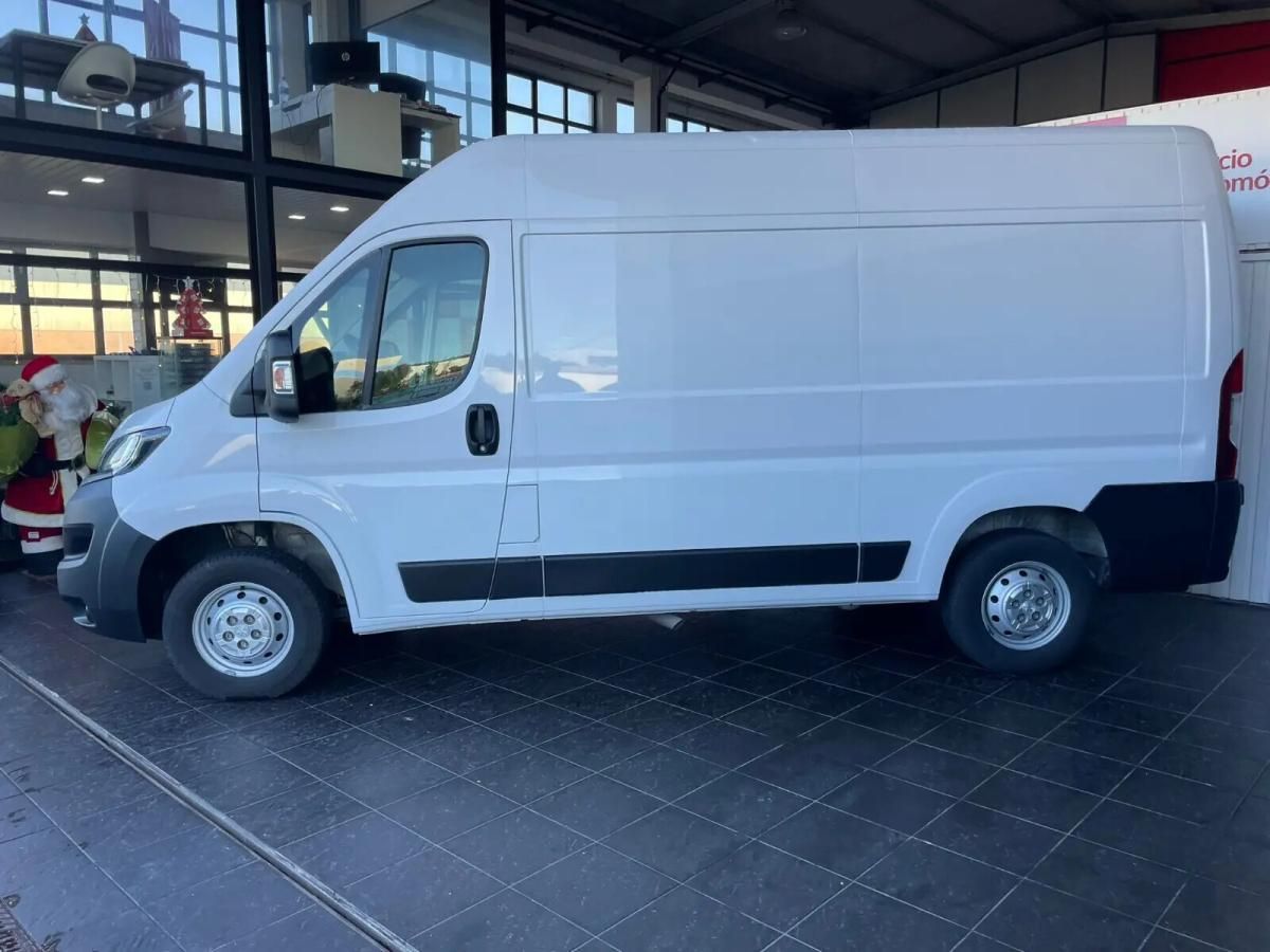 peugeot-boxer-2022-diesel-2179cc