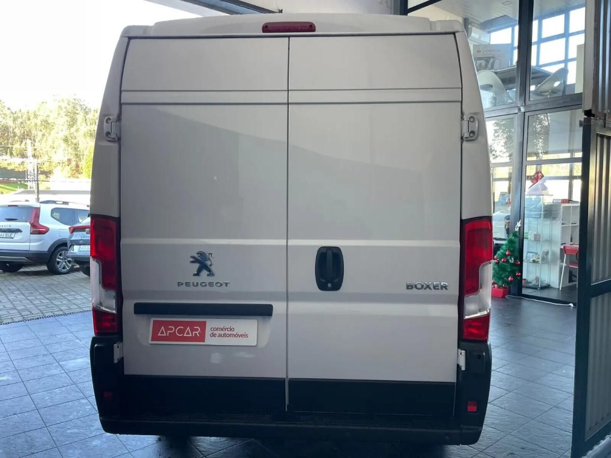 peugeot-boxer-2022-diesel-2179cc