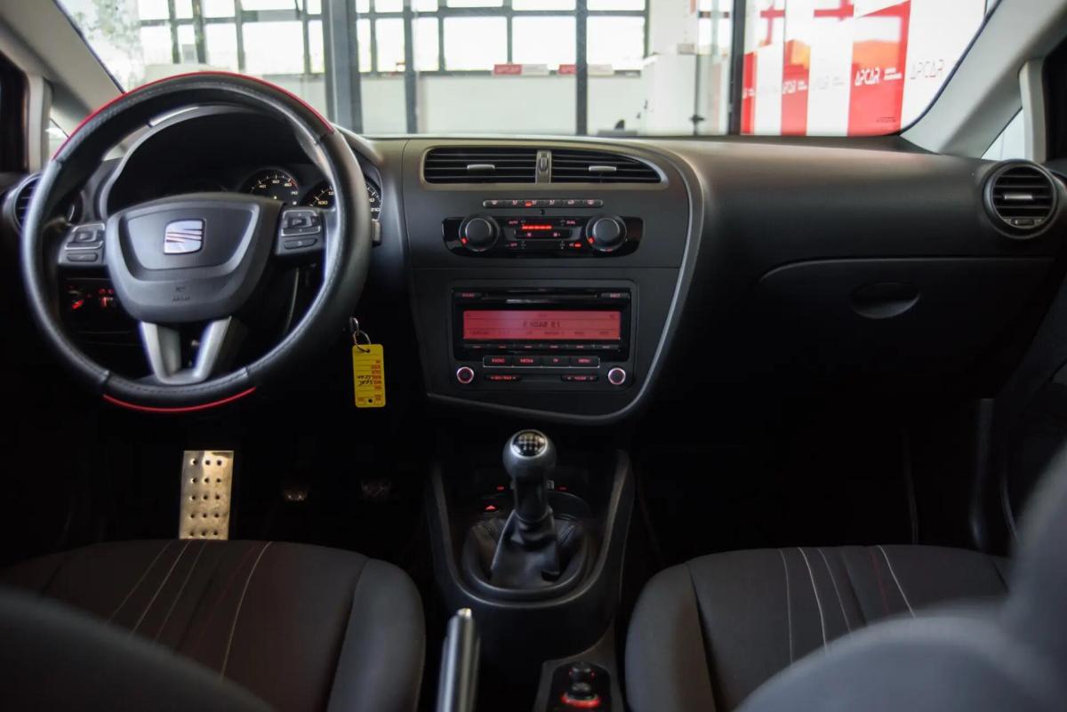 seat-leon-2011-gasolina-1197cc
