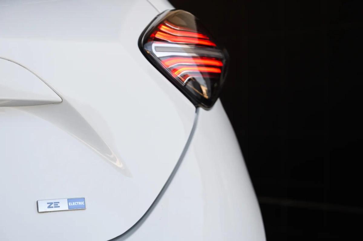 renault-zoe-2020-eletrico-0cc
