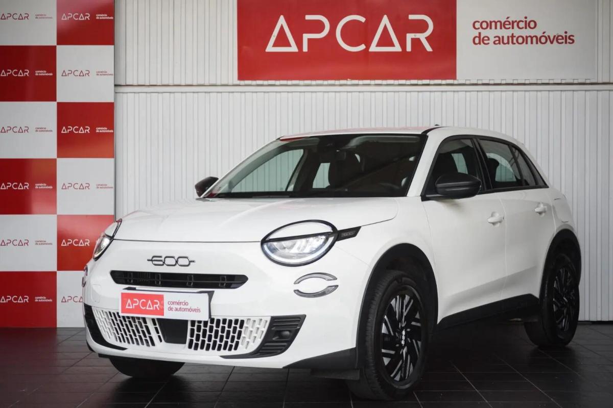 fiat-600-2025-gasolina-1199cc