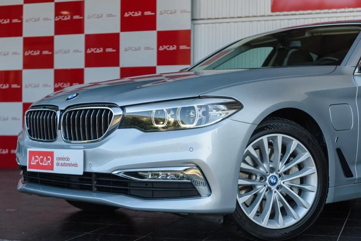 bmw-serie-5-2018-hibrido-a-gasolina-1998cc