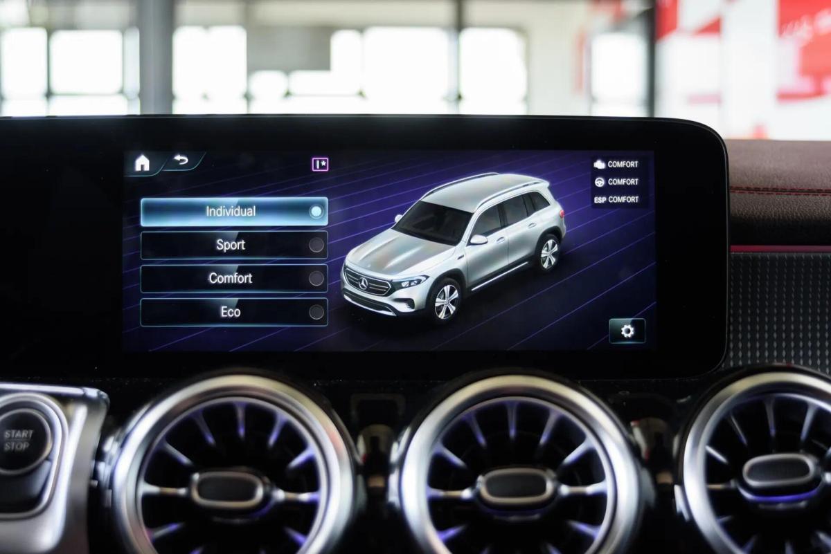mercedes-benz-eqb-2022-eletrico-0cc