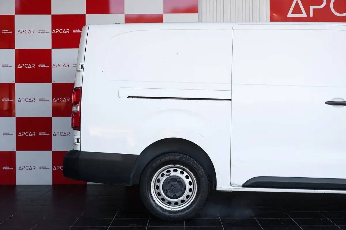 citroen-jumpy-2019-diesel-1997cc