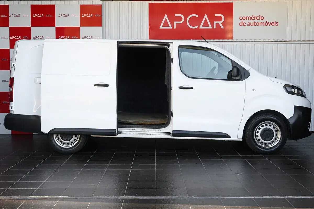 citroen-jumpy-2019-diesel-1997cc