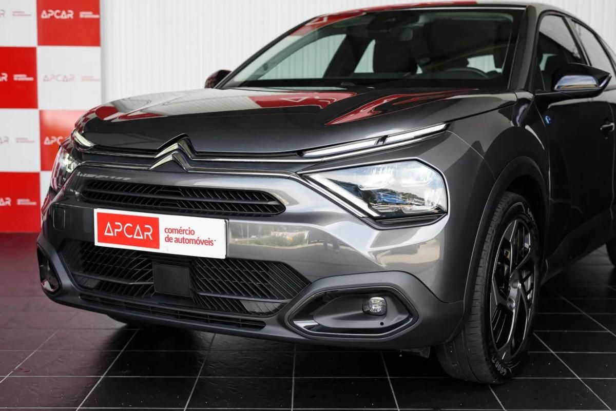 citroen-e-c4-2024-eletrico-0cc
