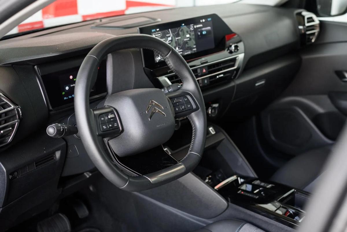 citroen-e-c4-2024-eletrico-0cc