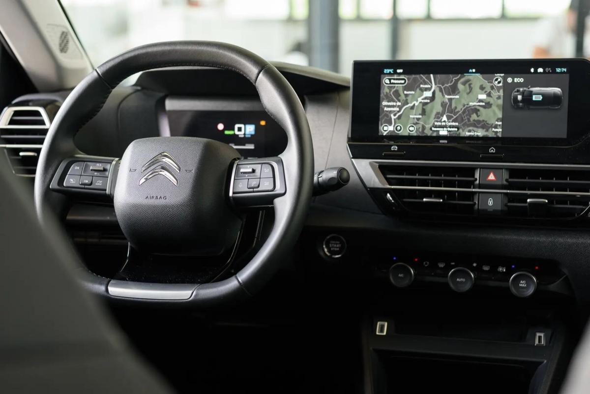 citroen-e-c4-2024-eletrico-0cc