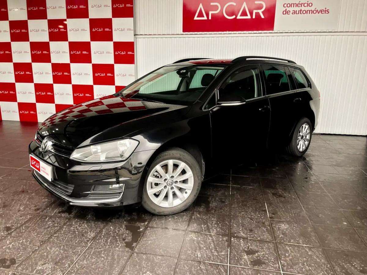 volkswagen-golf-variant-2015-diesel-1598cc