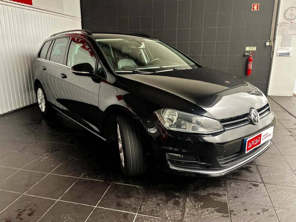 volkswagen-golf-variant-2015-diesel-1598cc